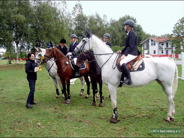 Springen-Siegerehr-(7)